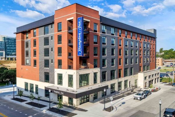 Hampton Inn Med Center 1
